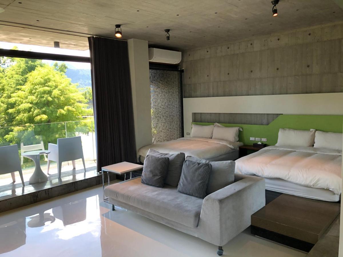 One Piece B&B Dongshan  Extérieur photo