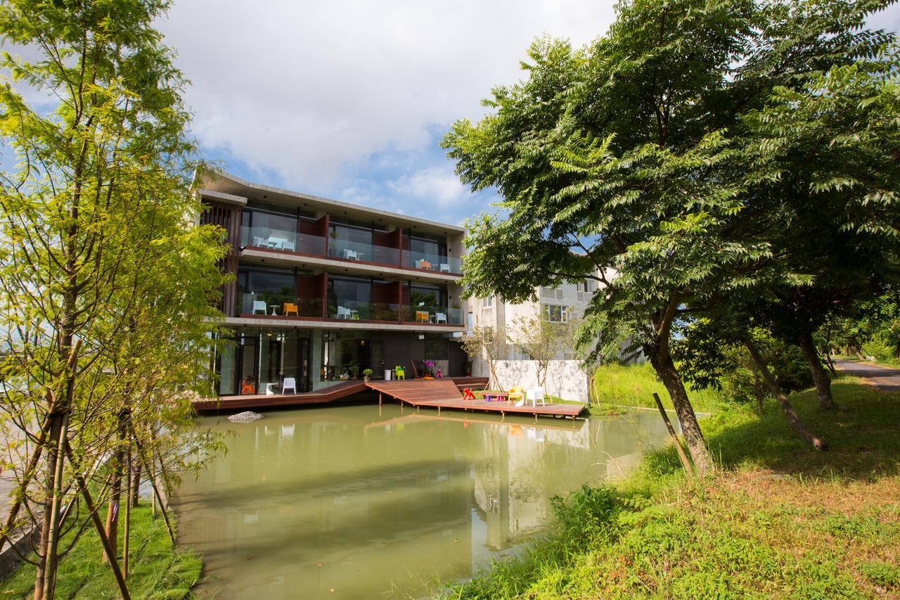 One Piece B&B Dongshan  Extérieur photo