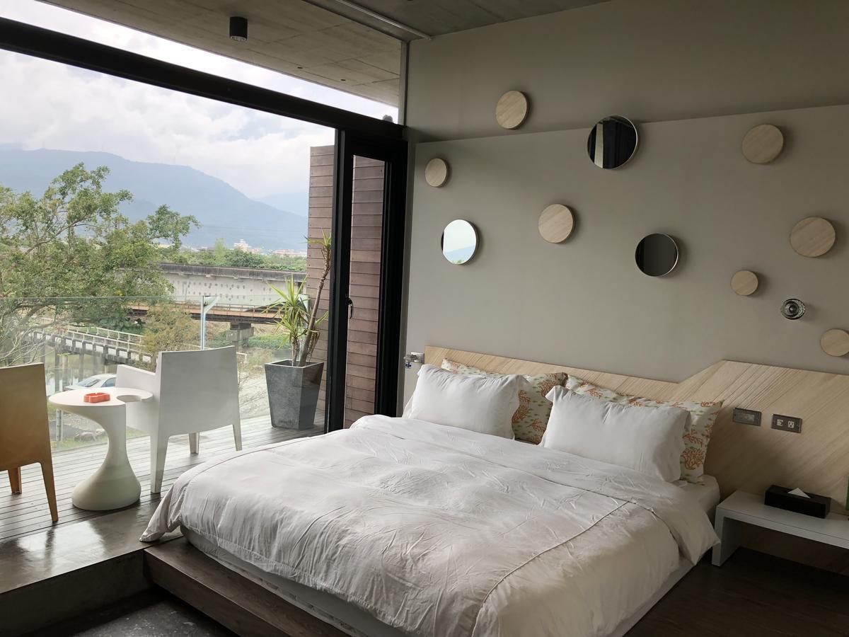 One Piece B&B Dongshan  Extérieur photo